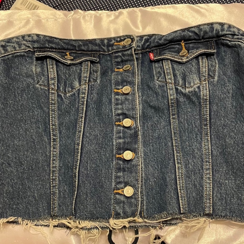Levi’s corset tube top